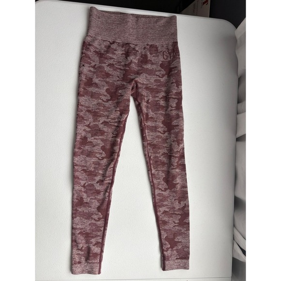 Gymshark Burgundy Camo Seamless High Waisted Workout Leggings Womens Size S - Picture 1 of 5